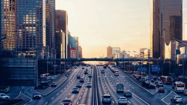 中教院：2019高考志愿专业最关键？一线城市名校才是“王炸” 