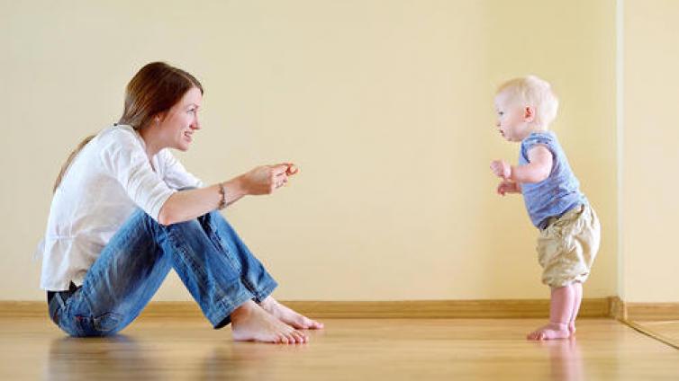 家庭教育：家长教宝宝学说话的注意事项