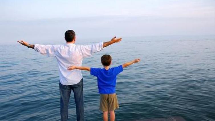 家庭教育：用父爱培养小小男子汉（爸爸篇）