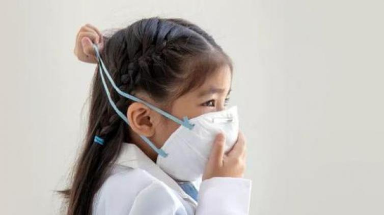 【家庭教育】医生提醒！学生千万别戴这种口罩上体育课！损害不可逆 