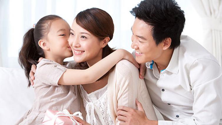 【家庭教育】当“我爱你”无法说出口，还能怎样爱？ 