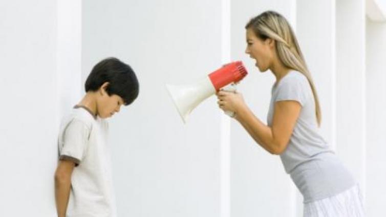 【家庭教育】家庭教育的三条“高压线”，碰到就死！ 