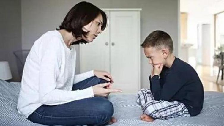 【最智慧家庭教育】不懂这些，就不要随便批评孩子