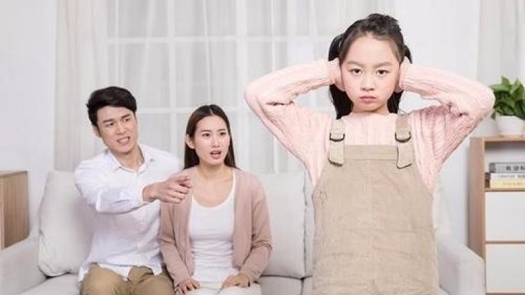 【最智慧家庭教育】中国家长的困惑：难道是我错了？