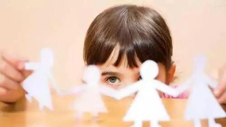 【最智慧家庭教育】你家的孩子会“做人”吗？ 