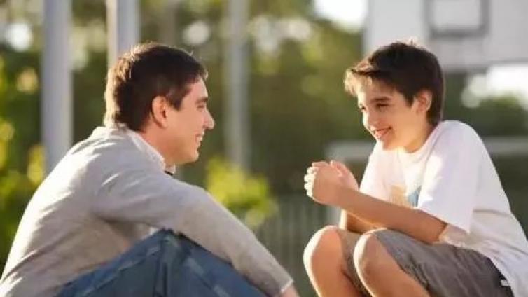 【最智慧家庭教育】父母要在与青春期孩子的冲突中学会改变