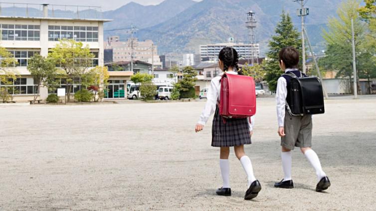 【最智慧家庭教育】要舍得让孩子吃这3种苦，做一个有远见的父母！ 