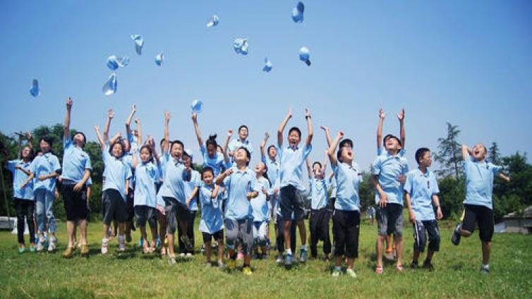 【最智慧家庭教育】夏令营要坚持办但须严格主办方资质及管理