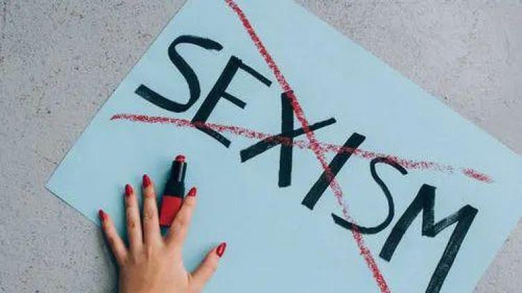 【最智慧家庭教育】培养男子汉，既要“野蛮其体魄”，更要“文明其精神”