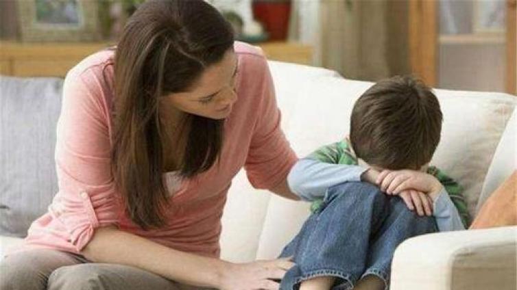 【最智慧家庭教育】妈妈被孩子一句话所伤，是因为孩子这个敏感期到来了