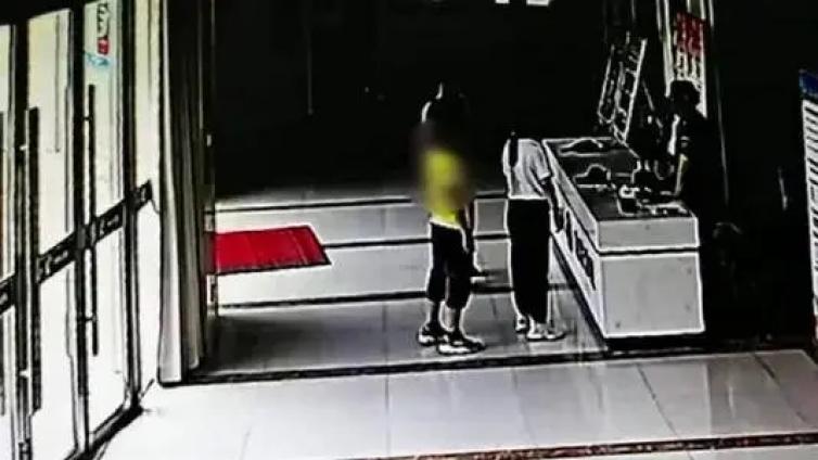【最智慧家庭教育】一场7亿人围观的家庭纠纷，你站哪一边？ 