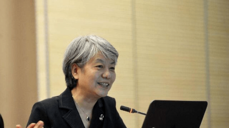 【最智慧家庭教育】妈妈，考100分奖励什么礼物？父母别做那个“有毒”的胡萝卜