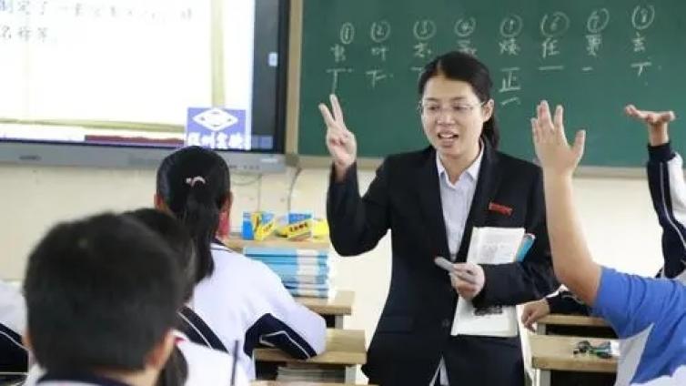 【最智慧家庭教育】家校沟通何必拘泥于形式 