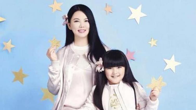 【最智慧家庭教育】李湘富养，倪萍穷养，儿女的表现彰显其背后的家庭教育 